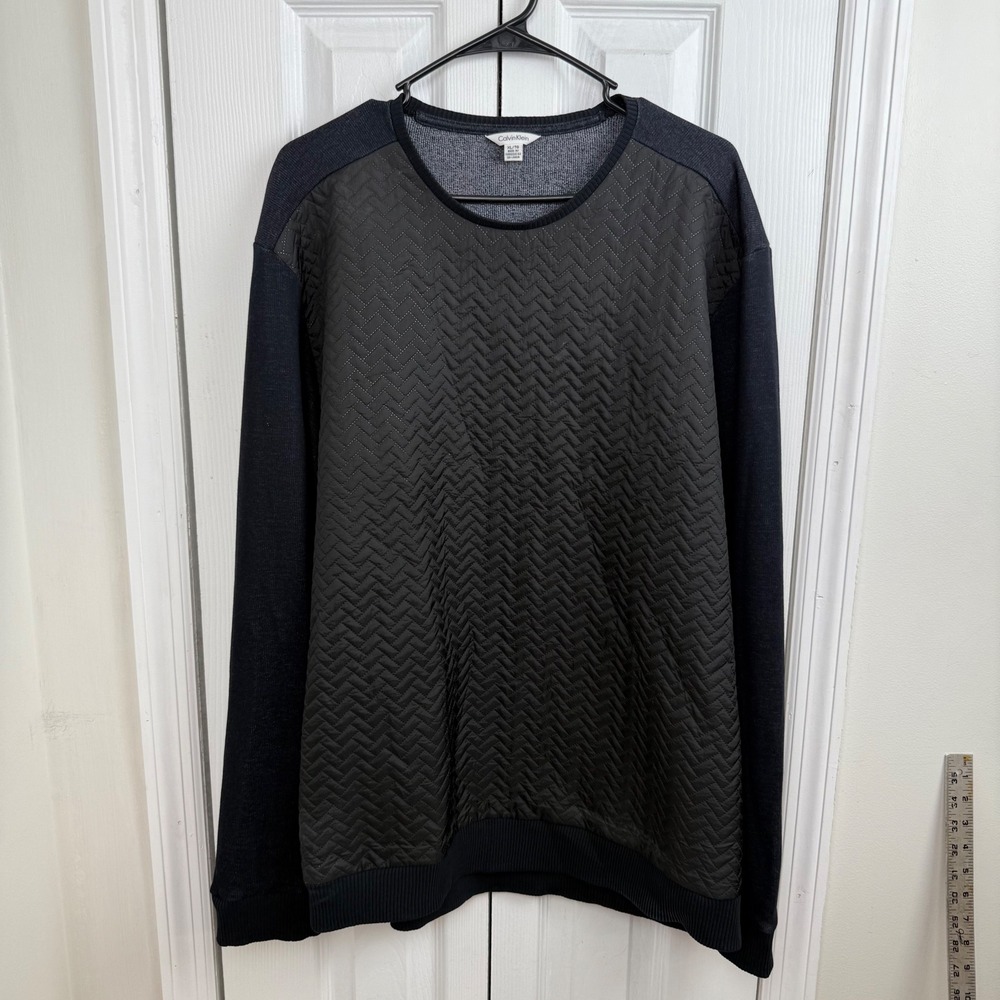 Calvin Klein Quilted Front Sweatshirt‎ XL Black Athleisure Minimalist Pullover